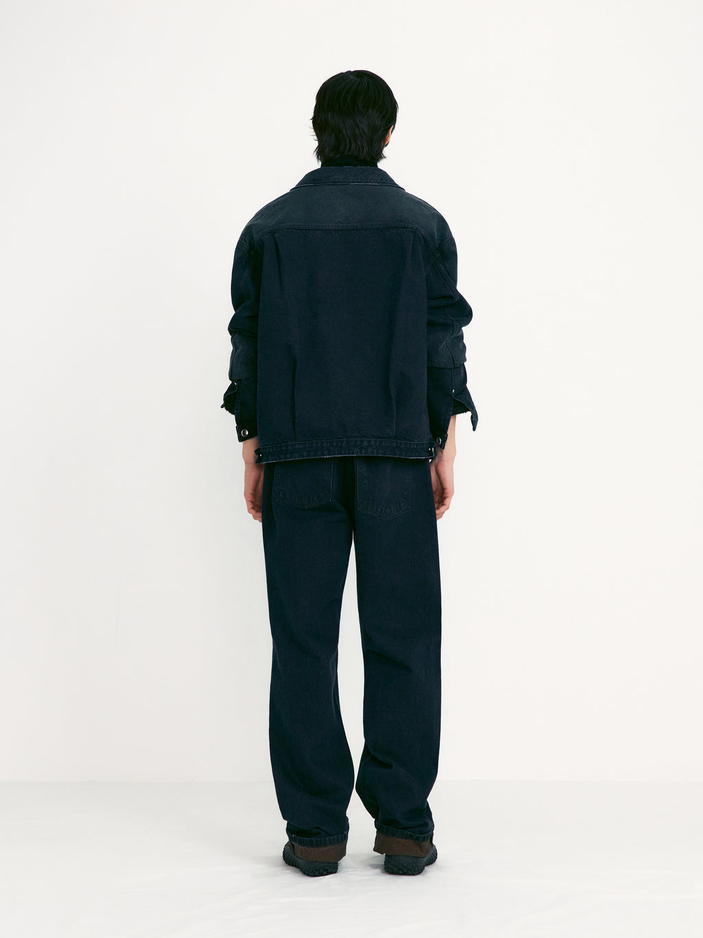 [low_classic] Trucker Jacket
Mahogany Blue