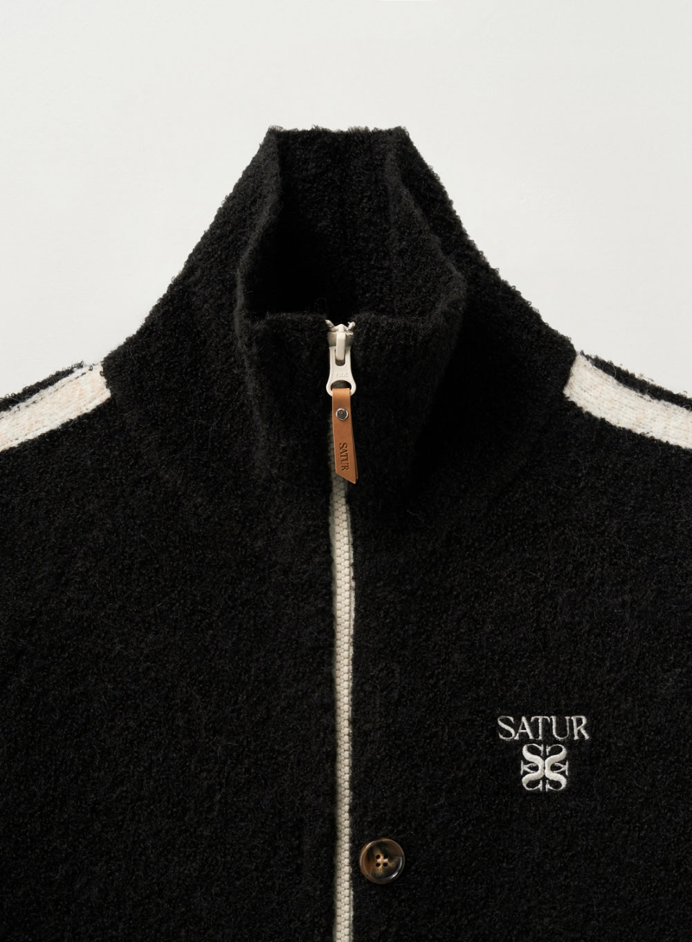 [satur] (W) Lawton Boucle Knit Zip-up - Black