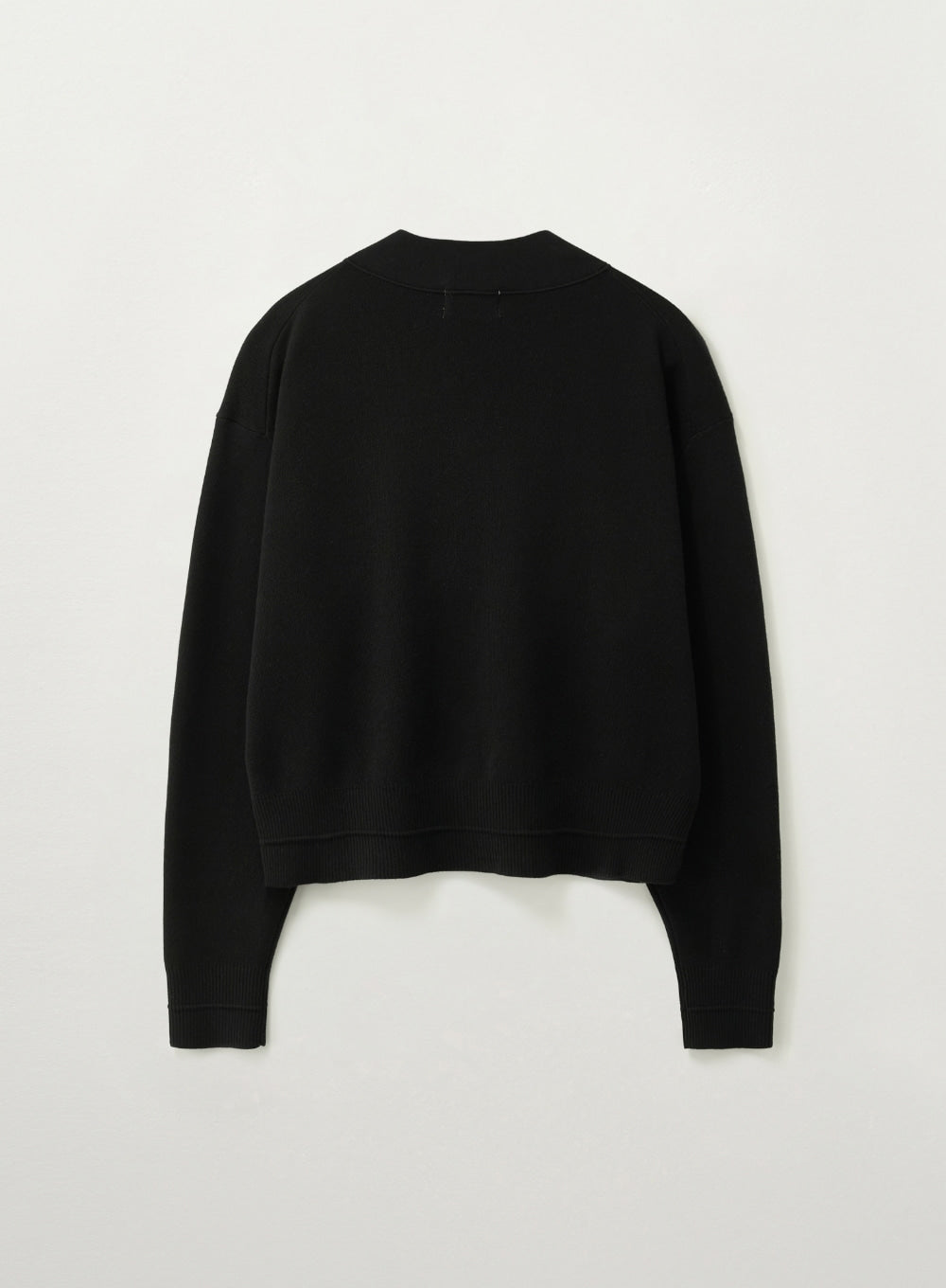 [satur] (W) Essential Faro Crop Cardigan - Black