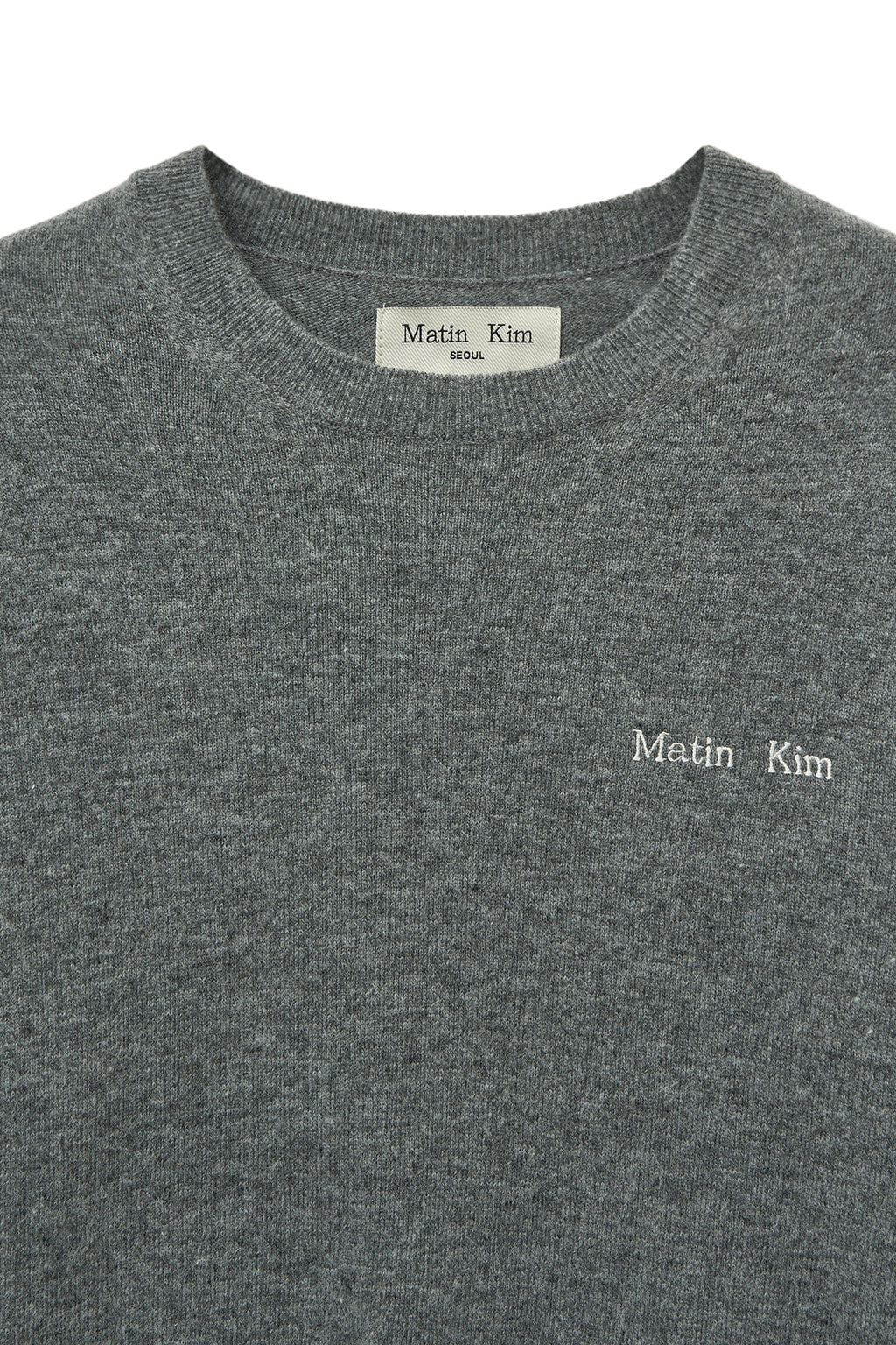 [matinkim] CASHMERE BLENDED ROUND KNIT PULLOVER IN GREY