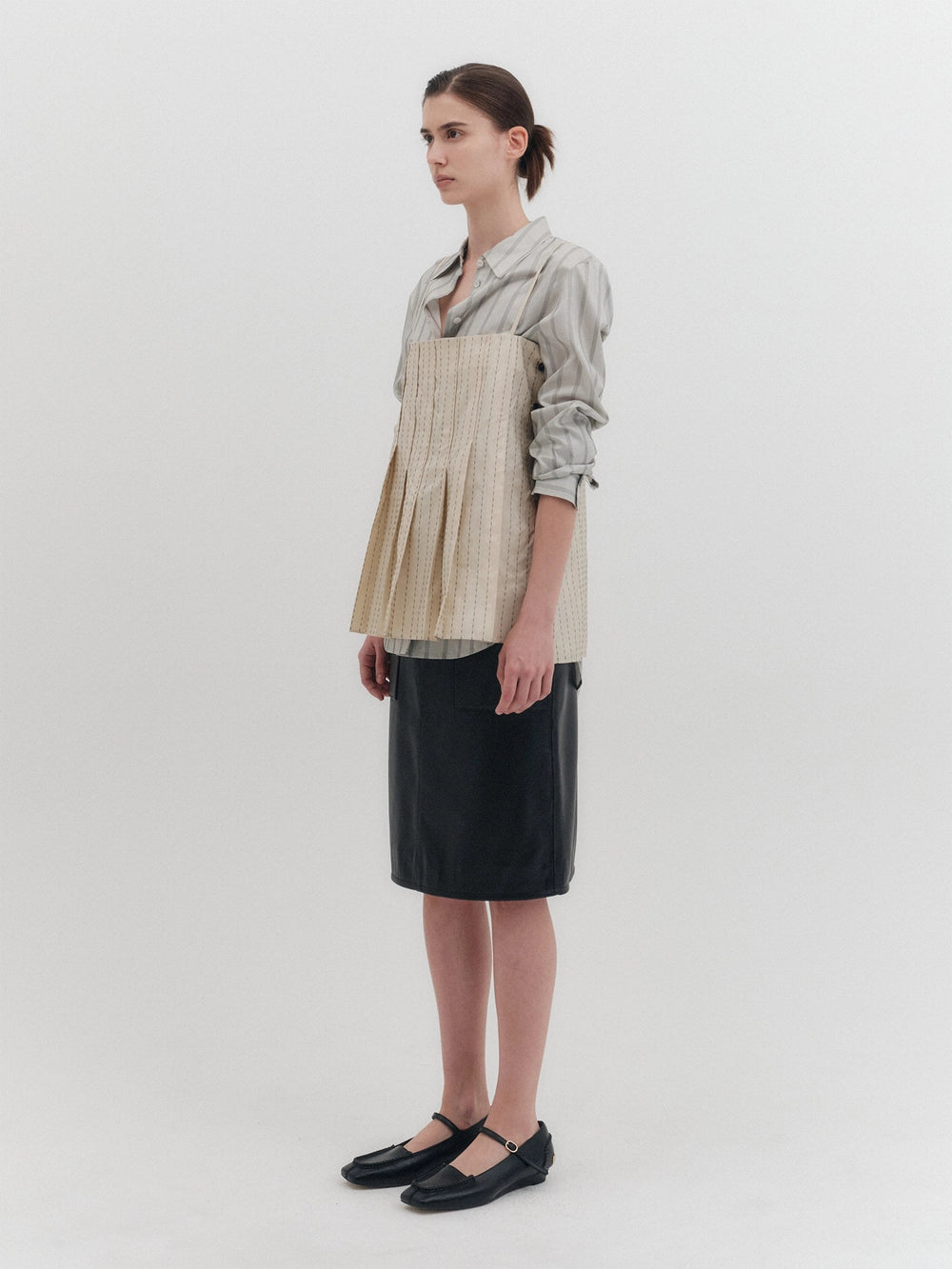 EENK Pleated Sleeveless Top - Cream