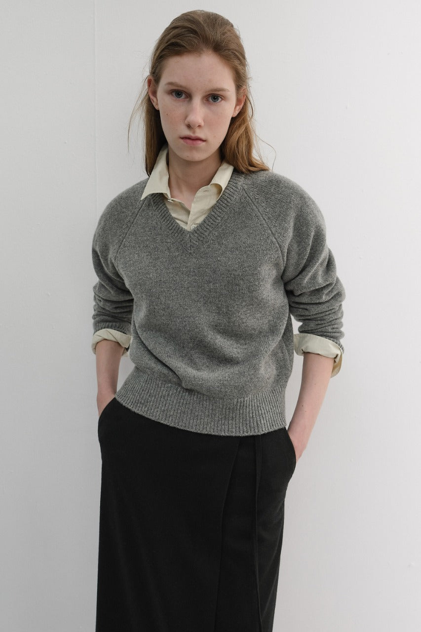 Dunst Unisex Soft Volume V-Neck Sweater Melange Grey