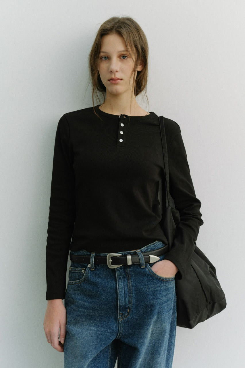 Dunst Unisex Henley-Neck T-Shirt Black
