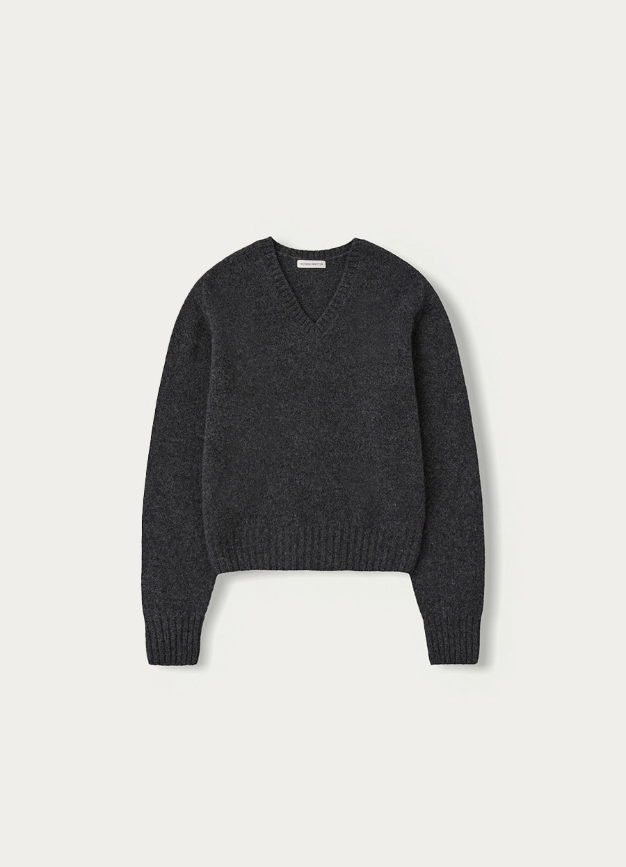 Nothing Written Miro v-neck pullover (Charcoal)