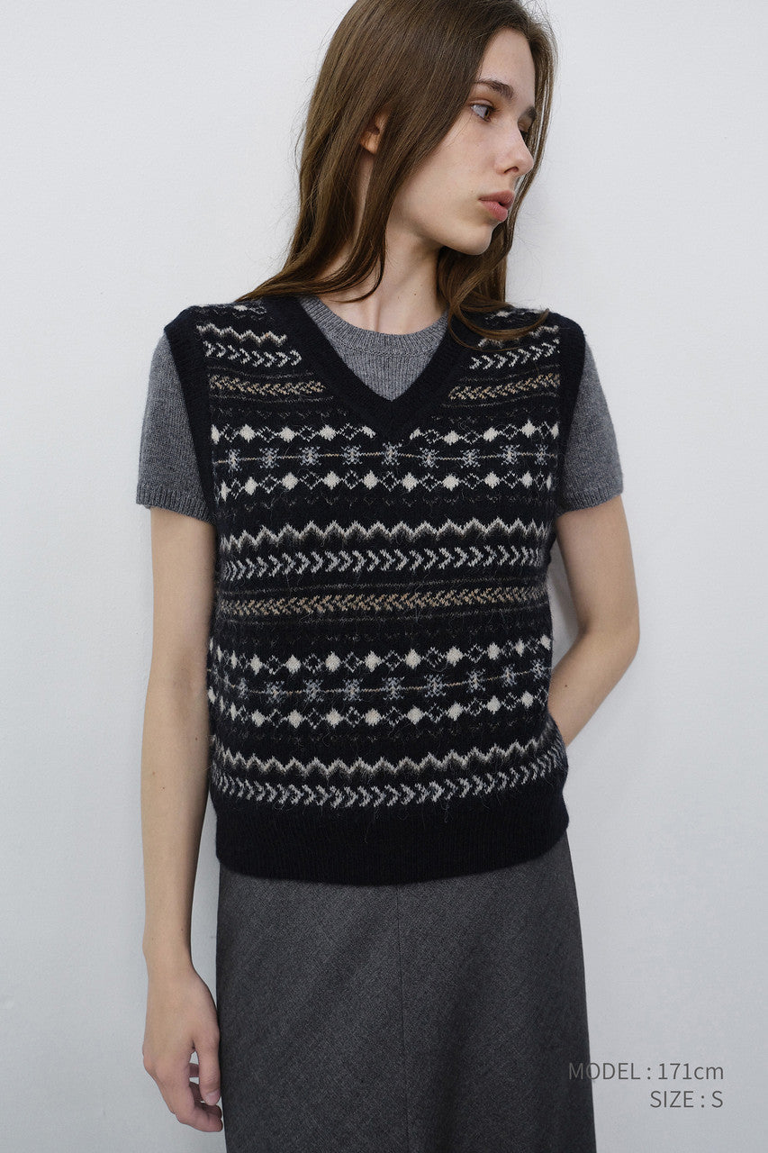 Dunst Unisex Crafted V-Neck Knit Vest Navy