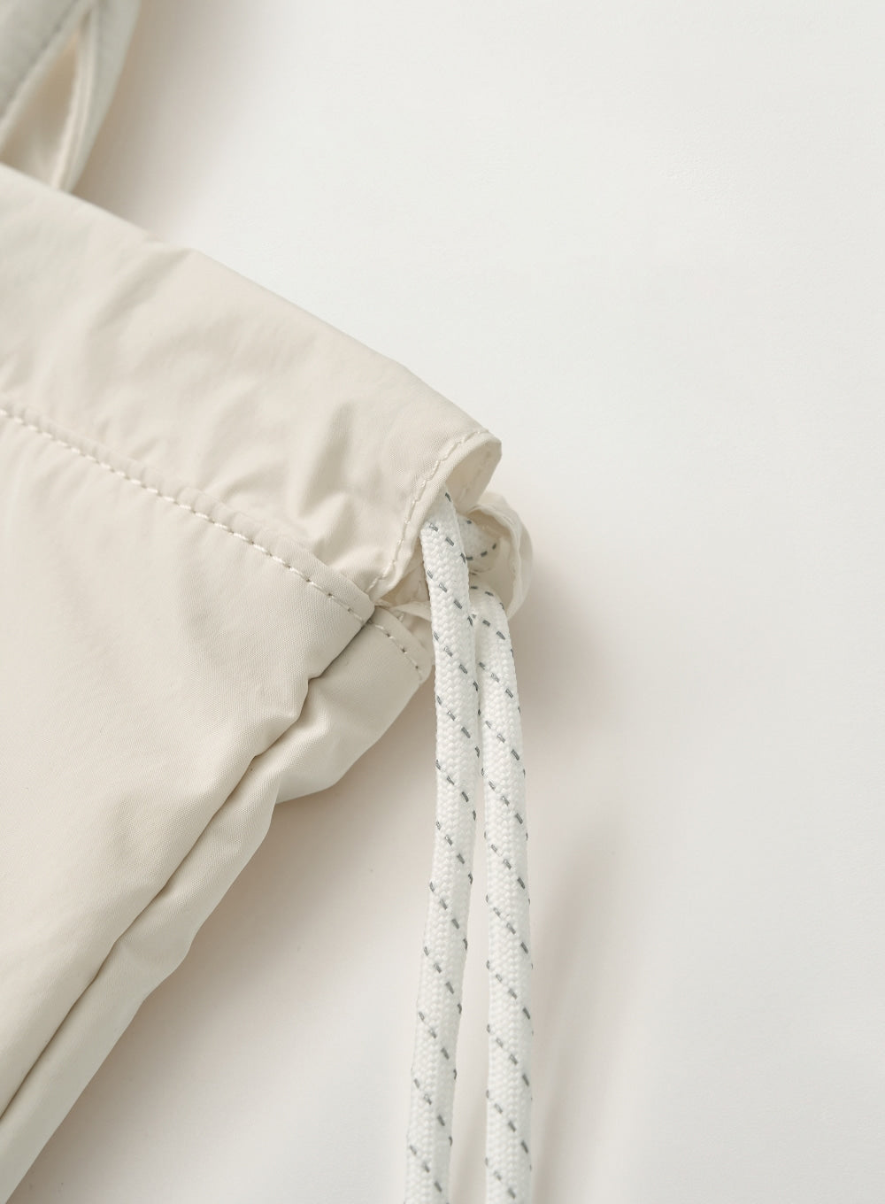 [satur] Solid Draw String Bag - Cream
