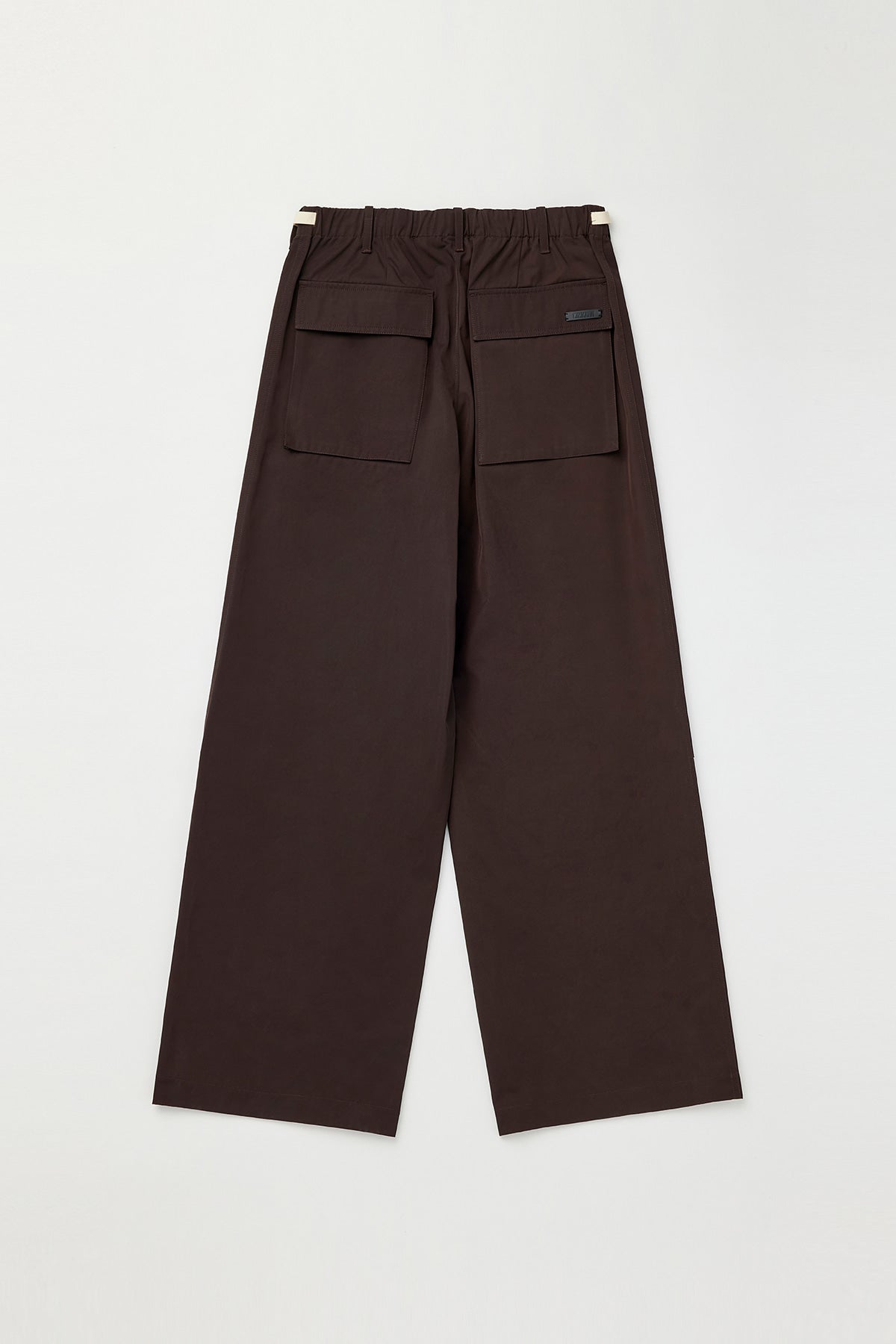 Matinkim String Banding Pocket Trouser IN Brown