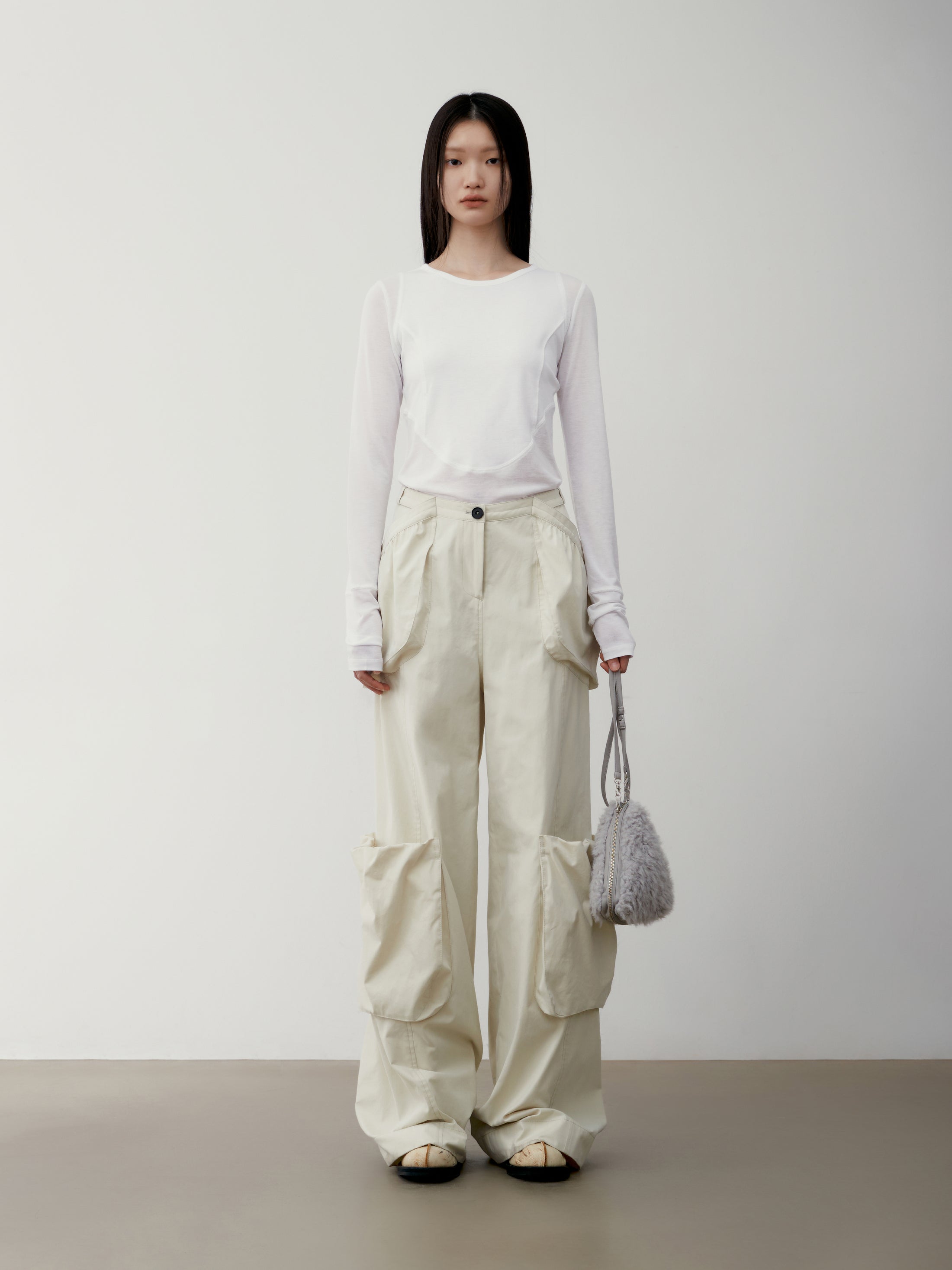 [low_classic] BUBBLE POCKET PANTS
CREAM