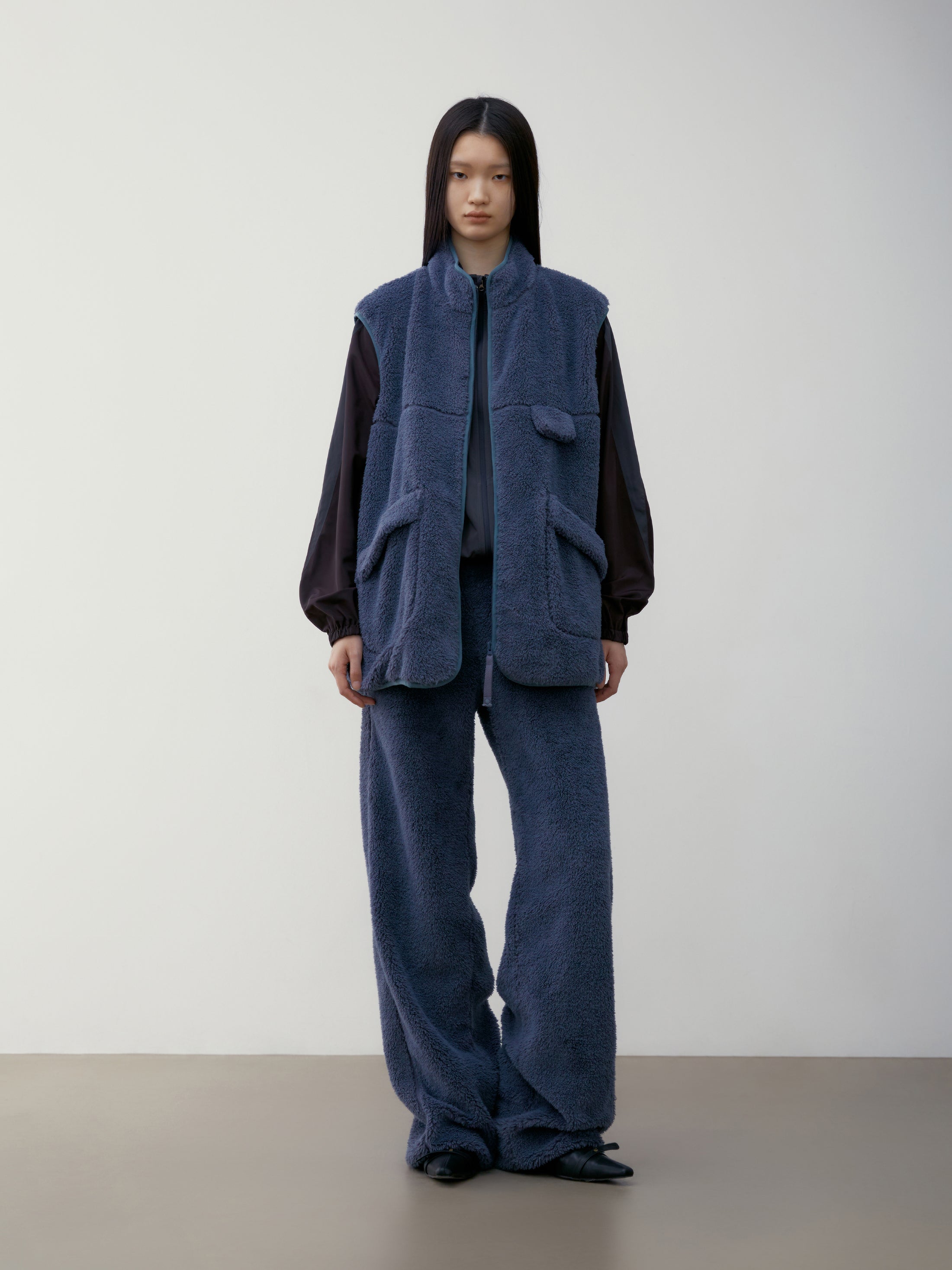 [low_classic] FLEECE BANDING PANTS
BLUE GREEN