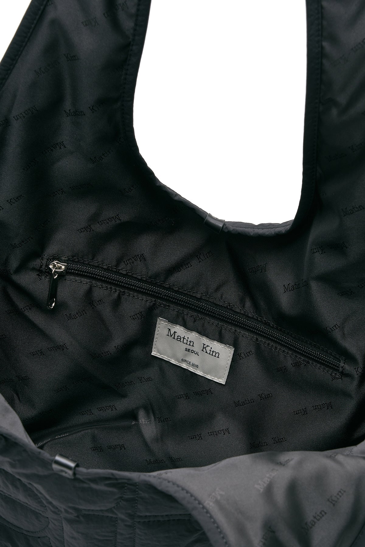 [matinkim] MATIN LOGO QUILTING ECOBAG IN BLACK