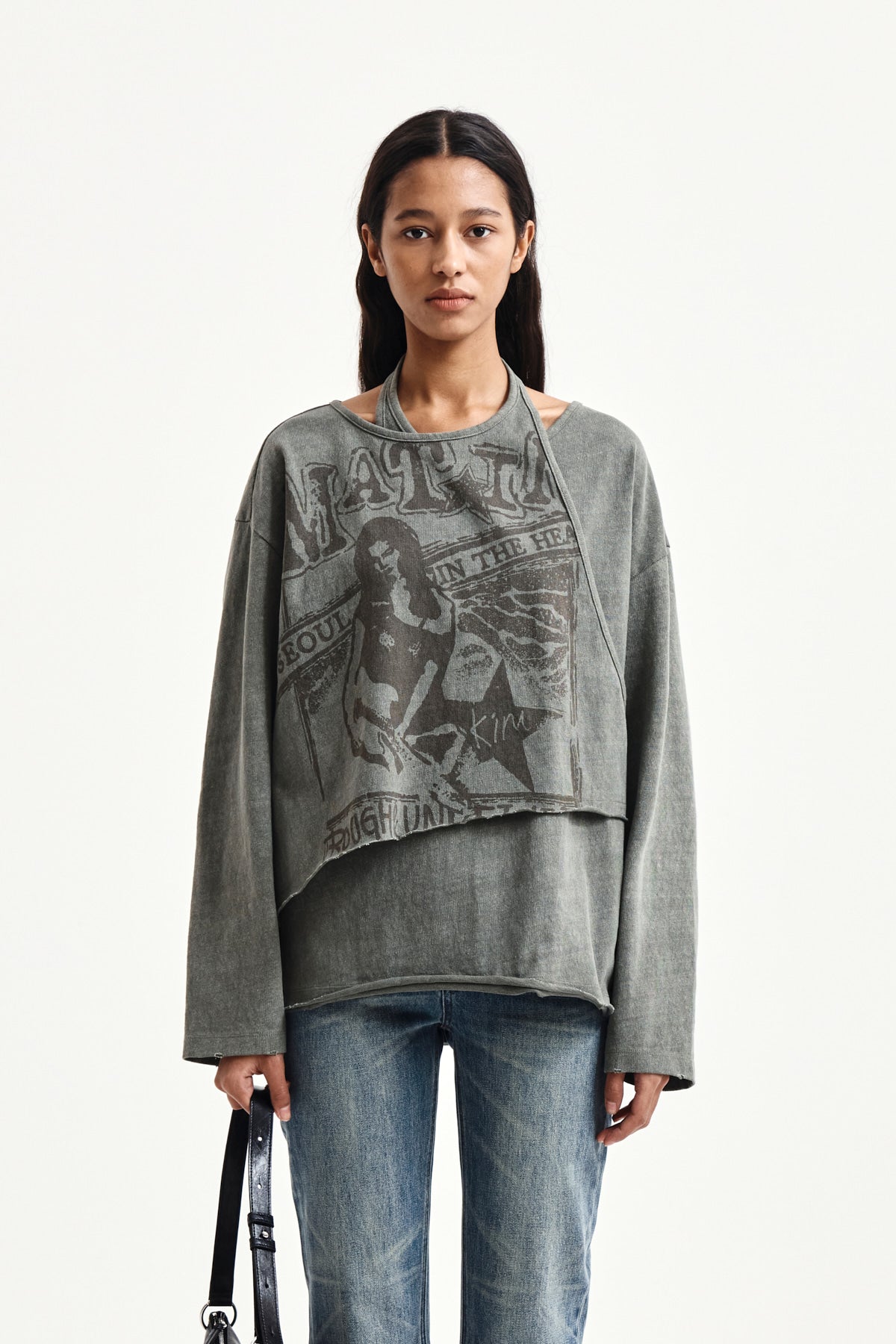 [matinkim] VINTAGE GRAPHIC LAYERED TOP IN KHAKI