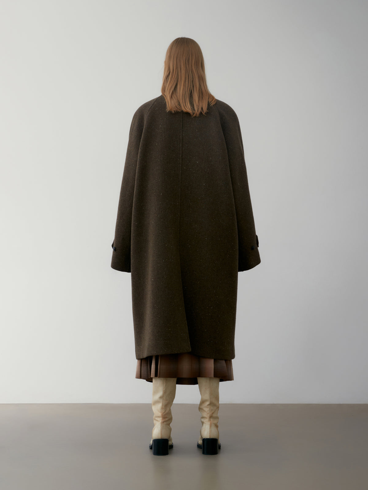 Low Classic Cashmere Raglan Sleeve Coat Khaki