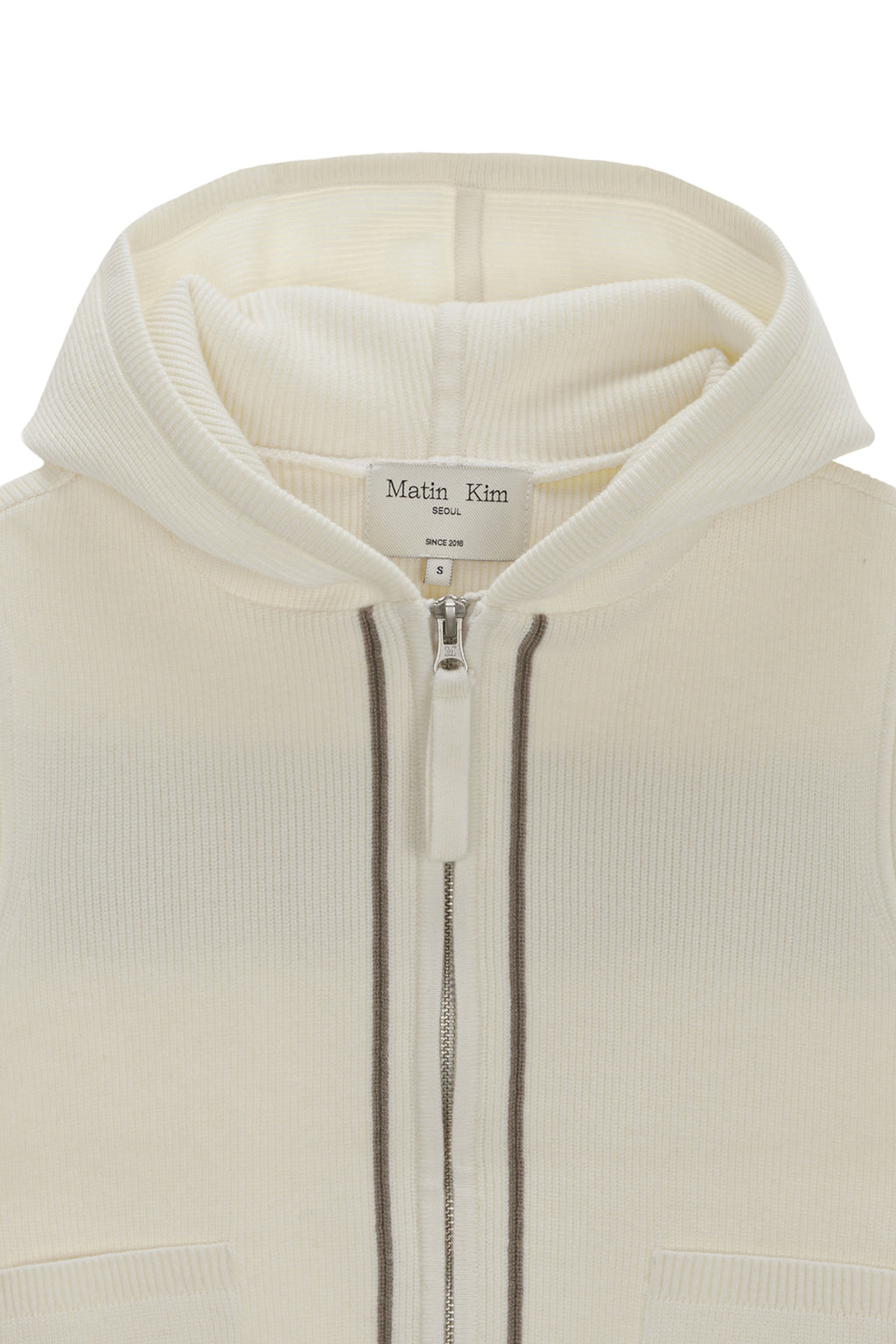 [matinkim] HOODY LOGO KNIT VEST FOR WOMEN IN IVORY