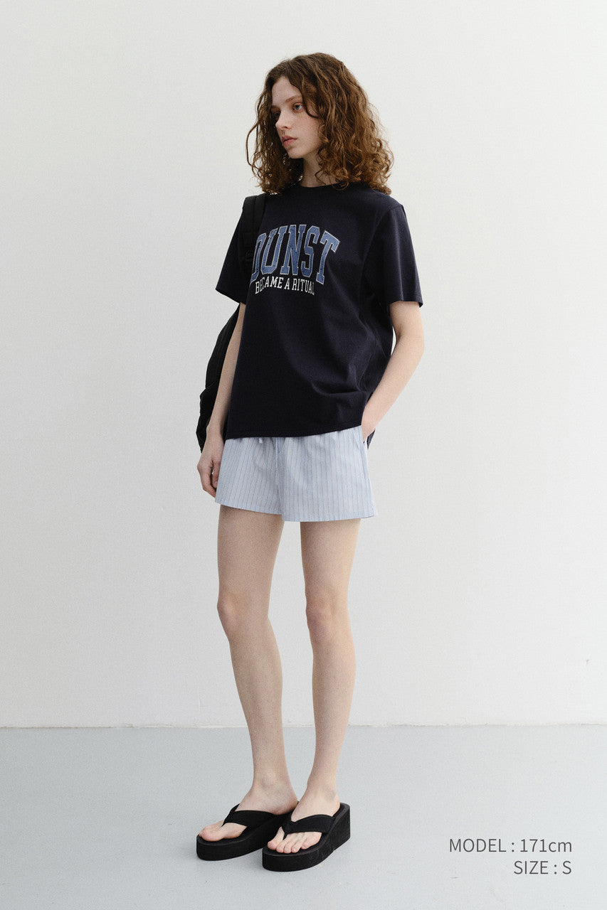 Dunst Unisex Vintage Arch Logo T-Shirt French Navy