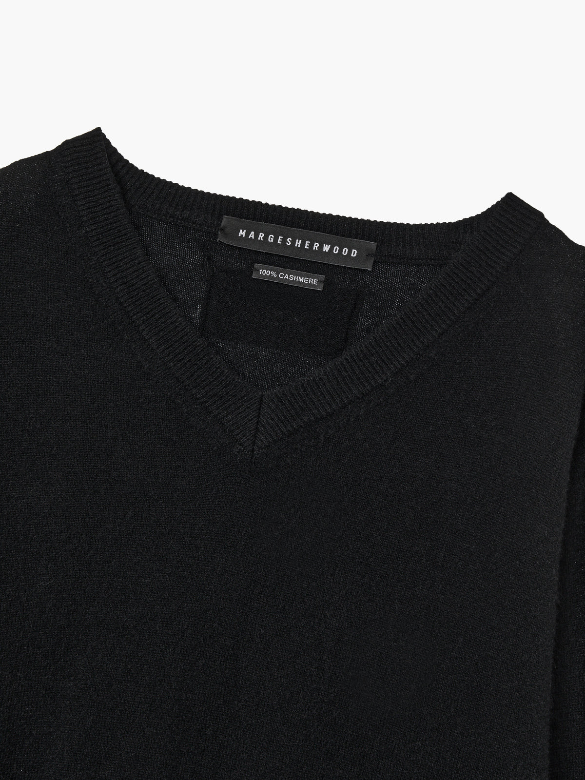 Margesherwood Cashmere V-Neck Pullover black