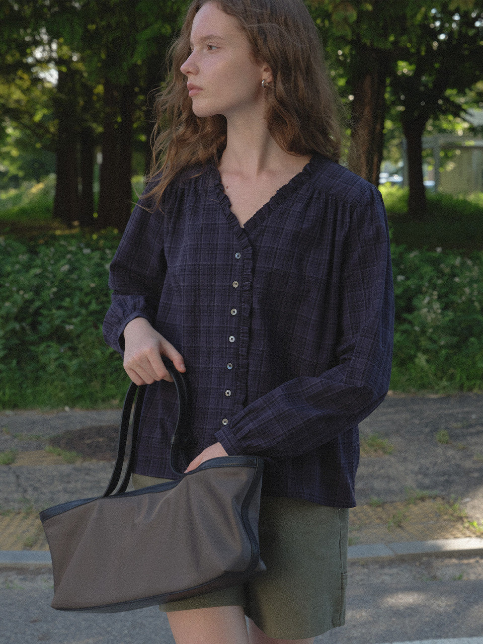 Tillidie Embroidered check blouse Navy