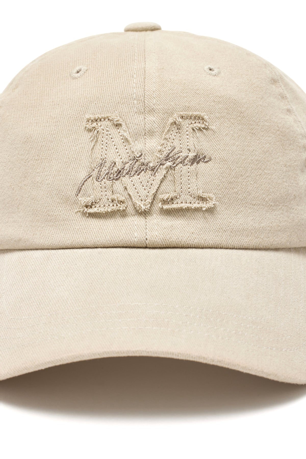 [matinkim] MATIN CURSIVE BALL CAP IN BEIGE