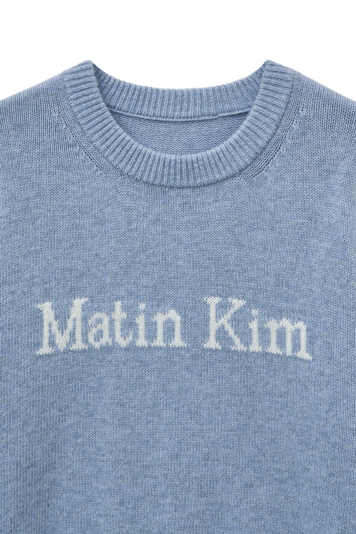 [matinkim] COLOR TRIM LINE LOGO PULLOVER IN LIGHT BLUE