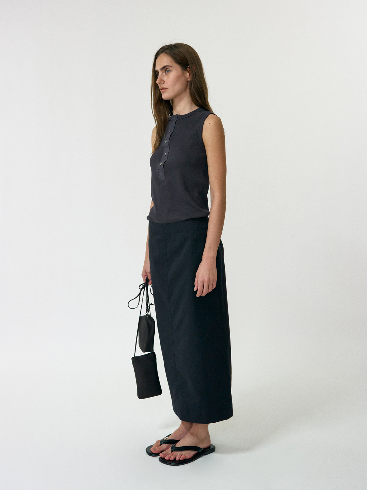 Nothing Written Tina henry neck sleeveless (Washed black)