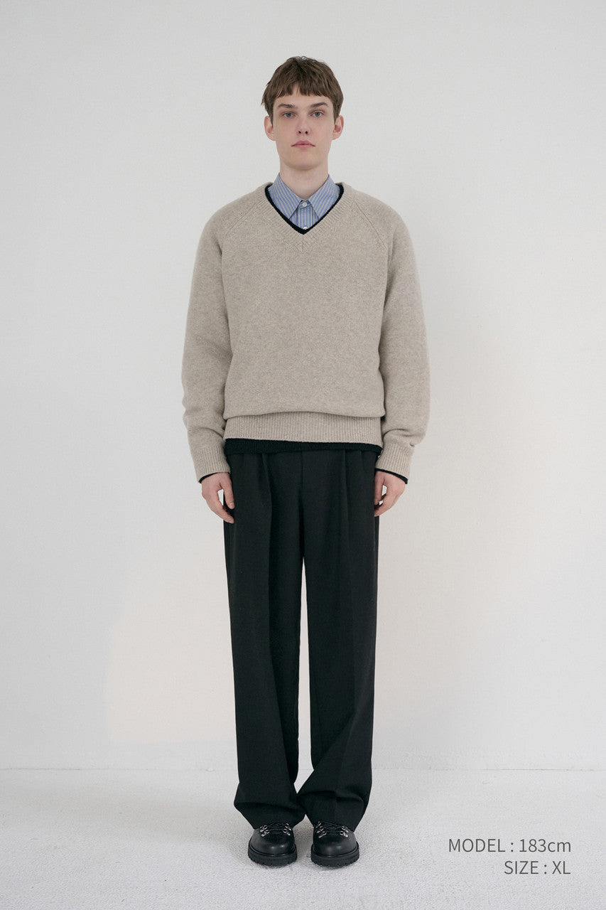 Dunst Unisex Soft Volume V-Neck Sweater Light Pebble