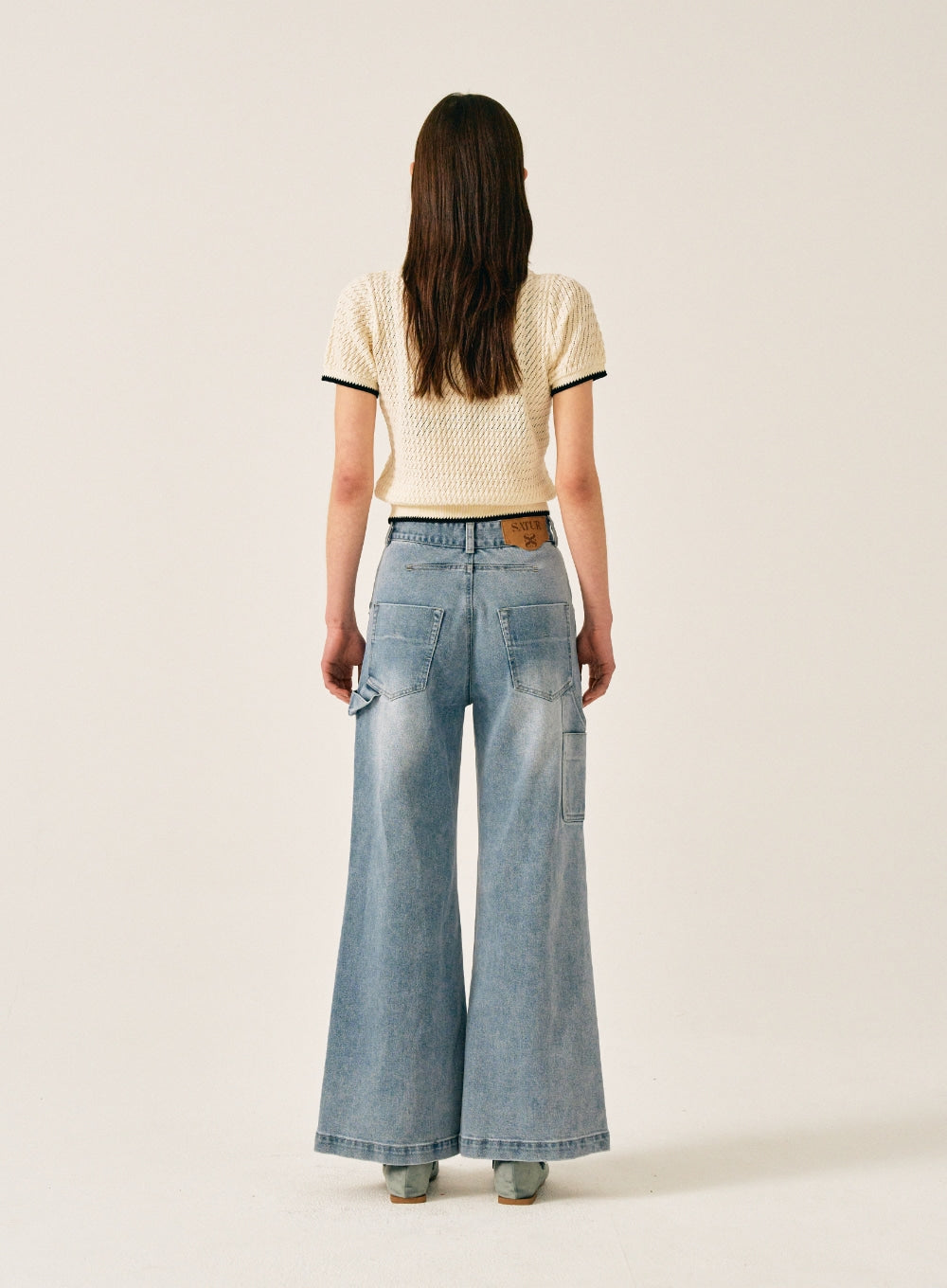 [satur] (W) Diagonal Collar Half Knit - Resort Ivory