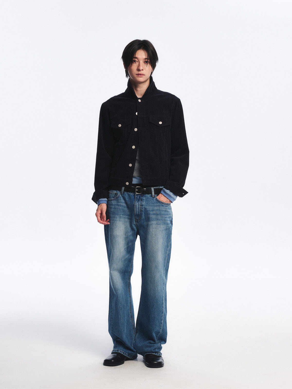 Low Classic Corduroy Trucker Jacket Navy