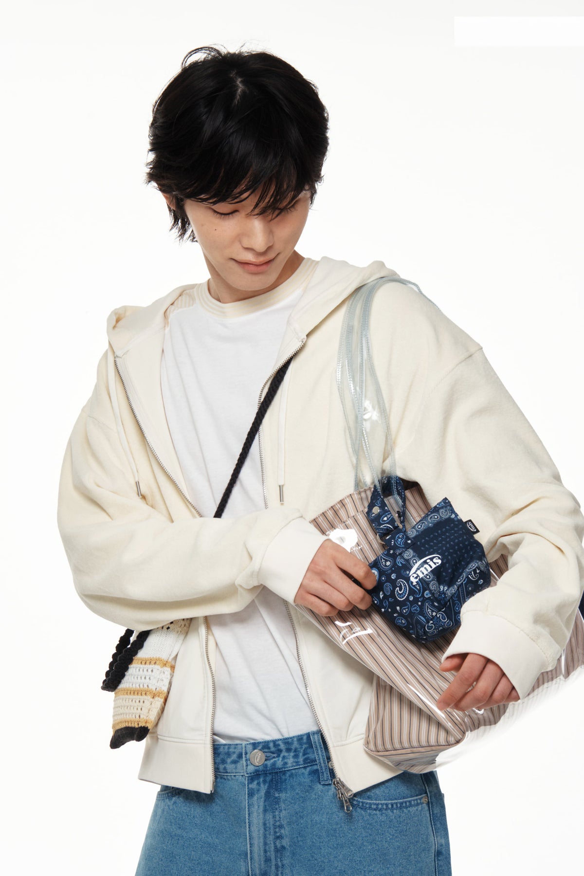 Emis Paisley Mini Pouch-Navy