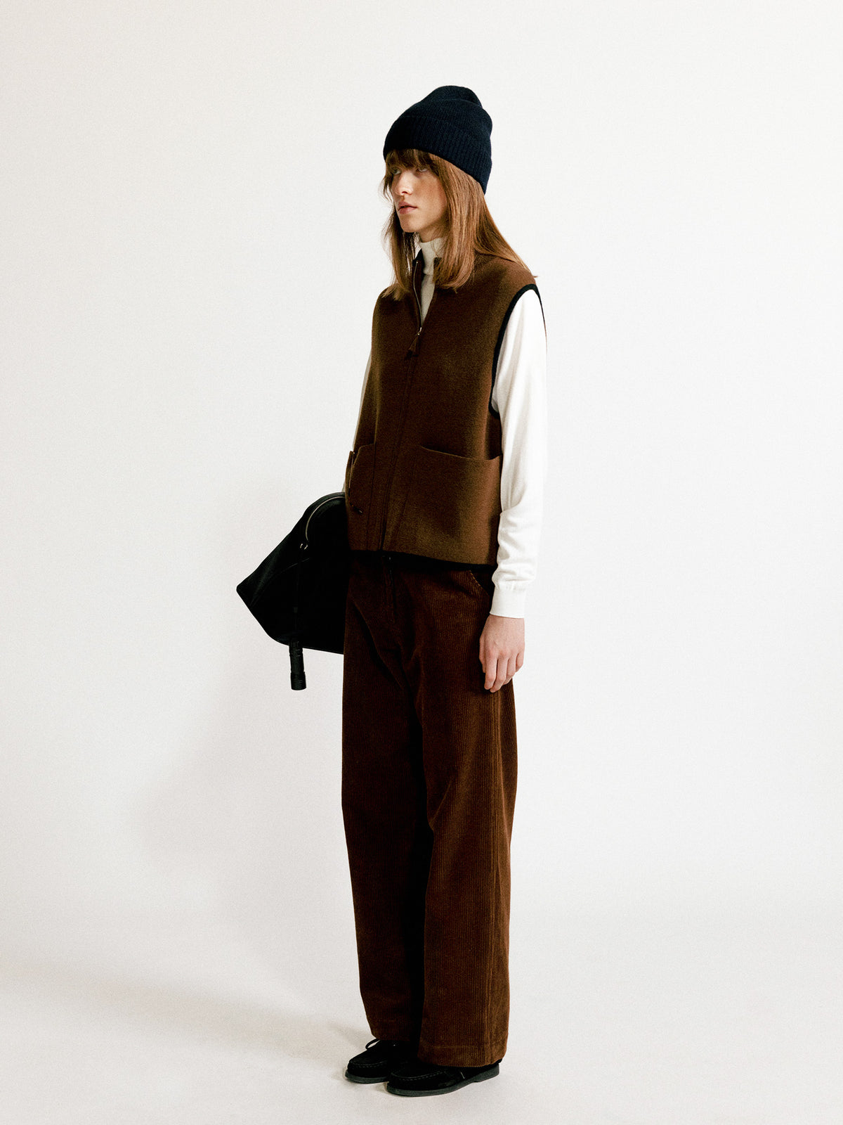 Nothing Written Dicky zip-up vest (Camel)