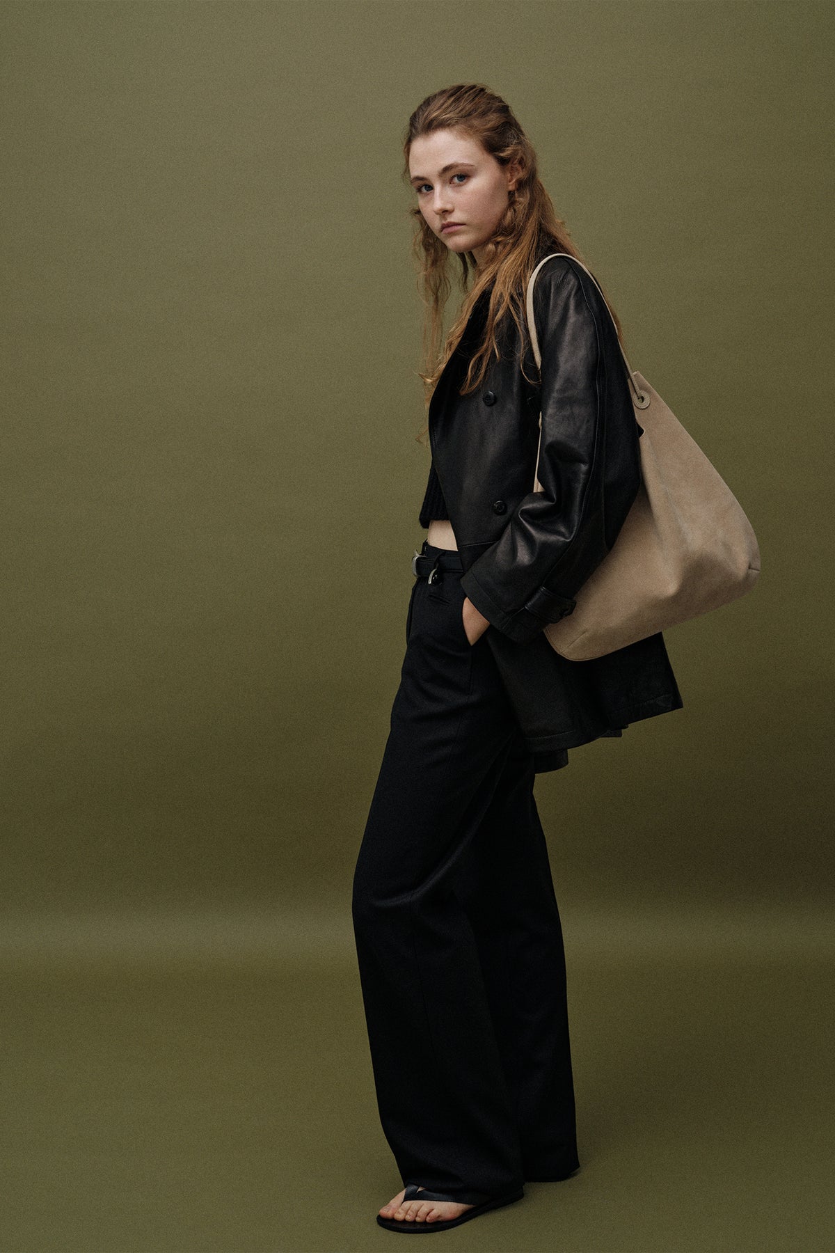Nothing Written Medium shoulder hobo bag (Black suede)