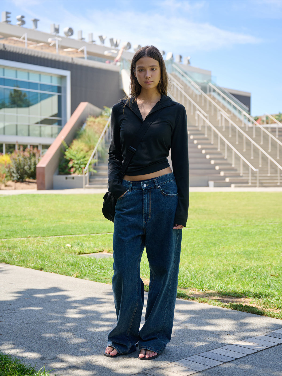 Low Classic Buttoned High-Neck Tee Black