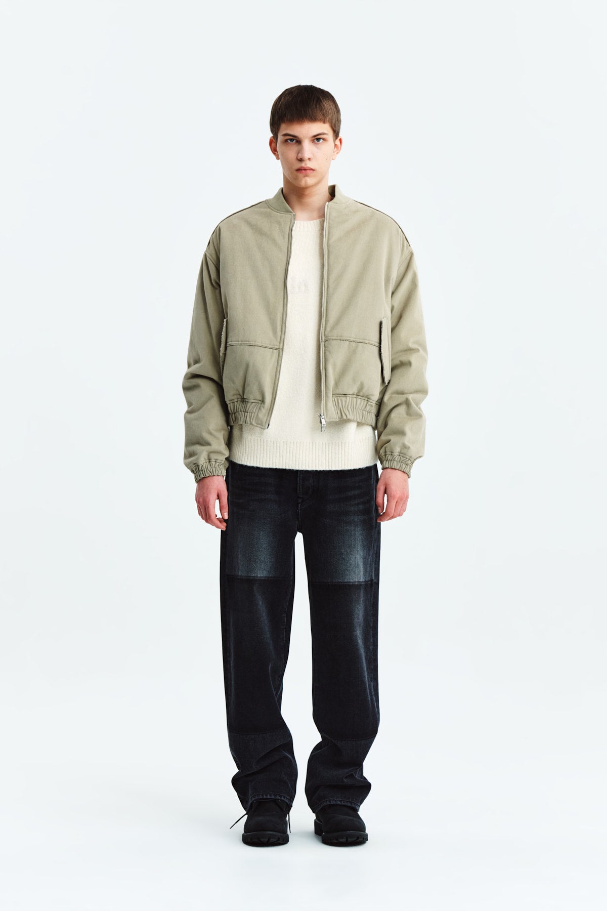 [matinkim] REVERSE WASHED DENIM PANTS FOR MEN IN BLACK