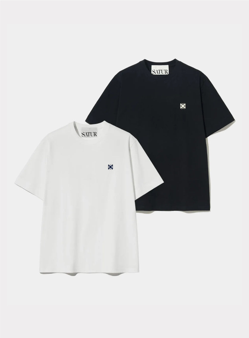 [satur] Small Logo Print T-Shirt (2 COLOR)
