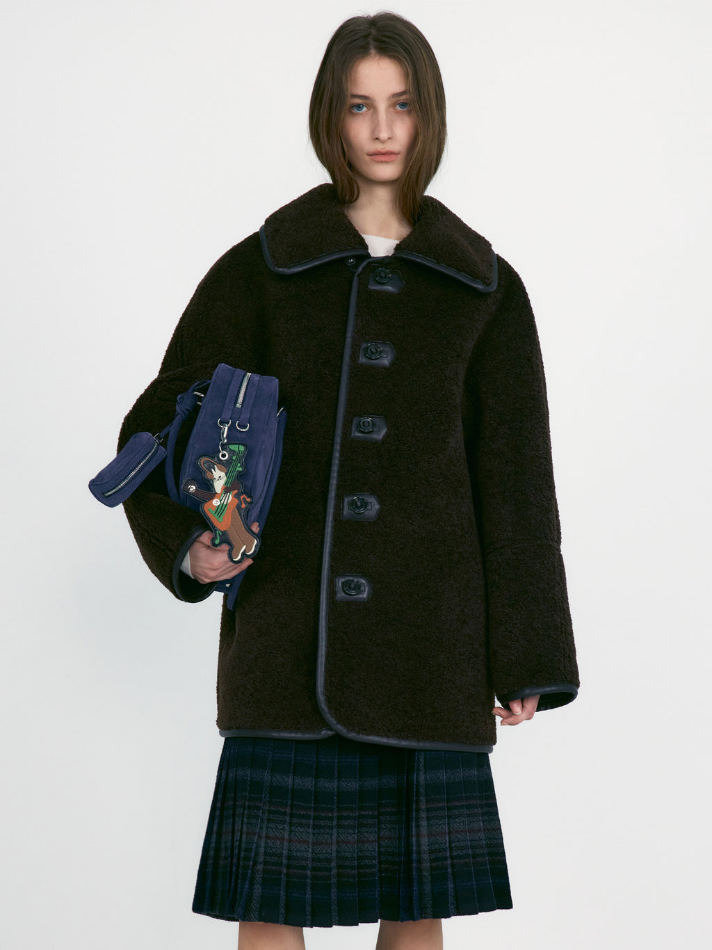 [low_classic] Rock Star Cat Key-Ring
Brown