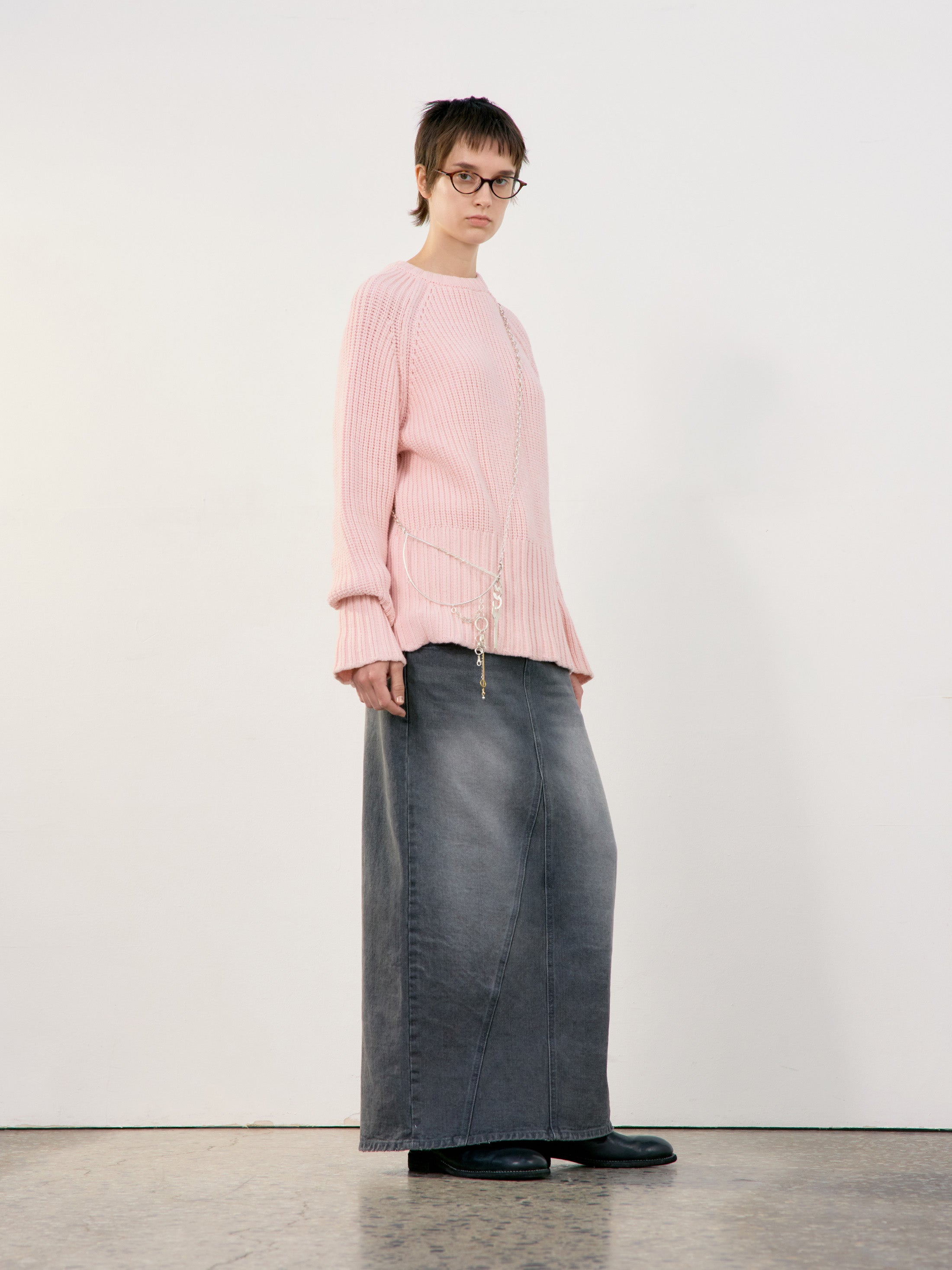 [low_classic] Chunky Rib Knit Sweater
Light Pink