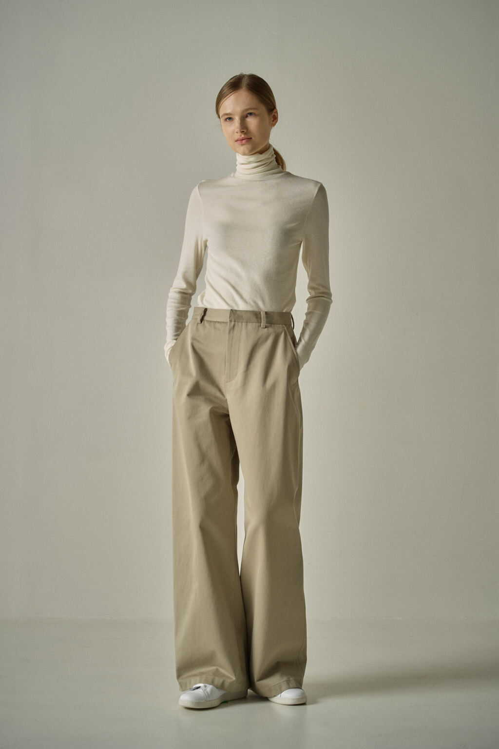 Facade Pattern Wool Roll Neck Top