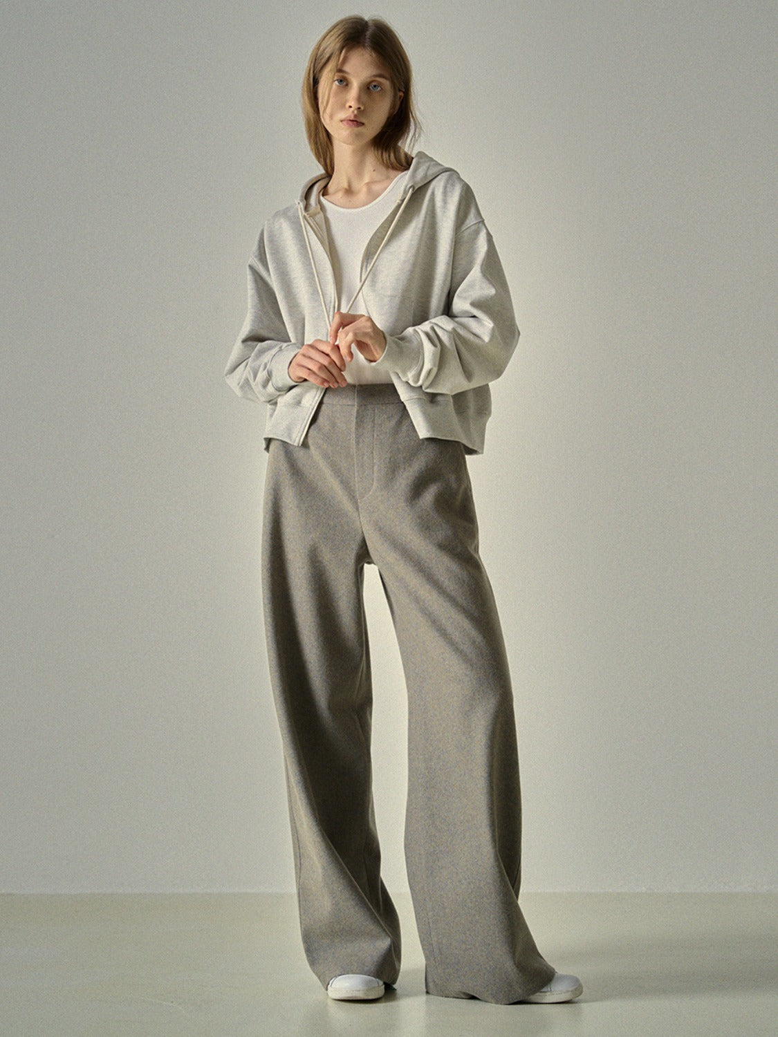 Facade Pattern Relaxed Wool Pants warm grey