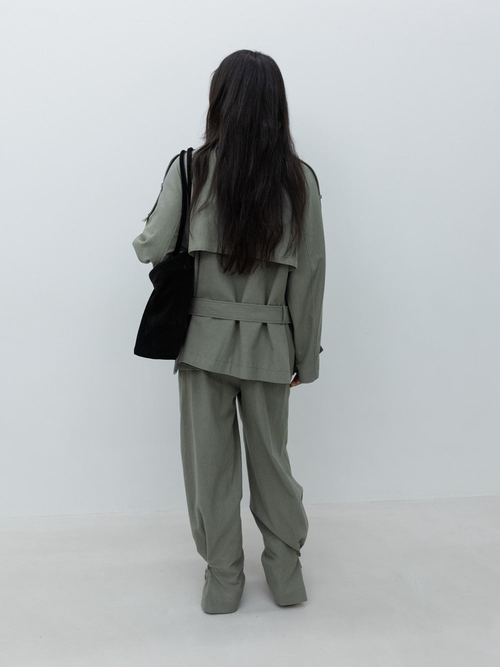 Low Classic Low-Waisted Washed Cotton Half Jacket Khaki