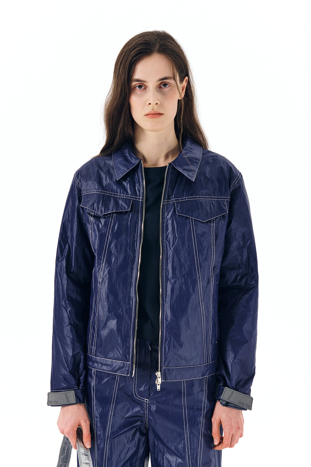 [matinkim] STITCH DETAILED TRUCKER JUMPER IN BLUE