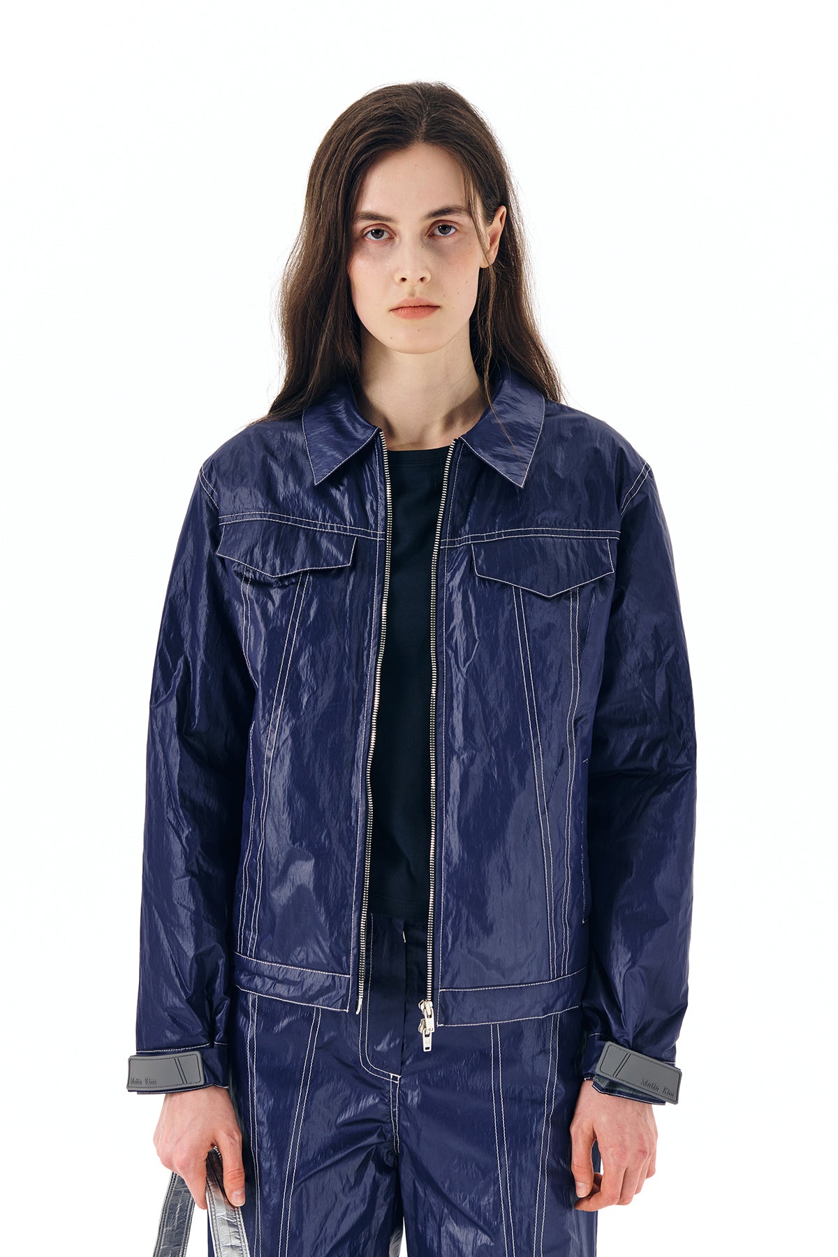 [matinkim] STITCH DETAILED TRUCKER JUMPER IN BLUE