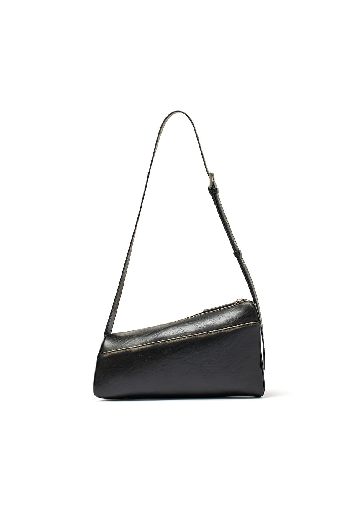 [matinkim] DIRTY WASHED DIAGONAL BAG IN BLACK