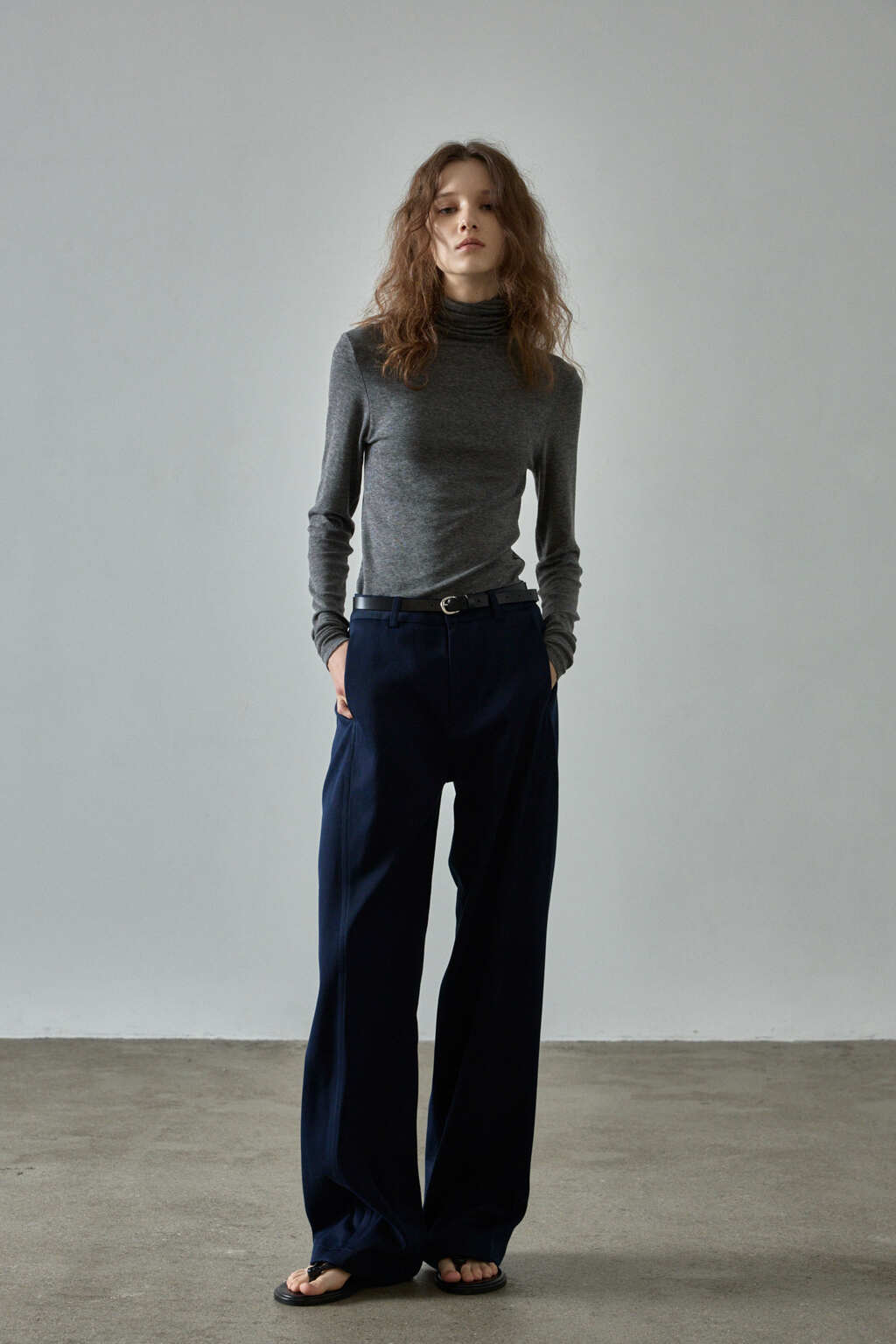 Facade Pattern Curved Cotton Pants navy