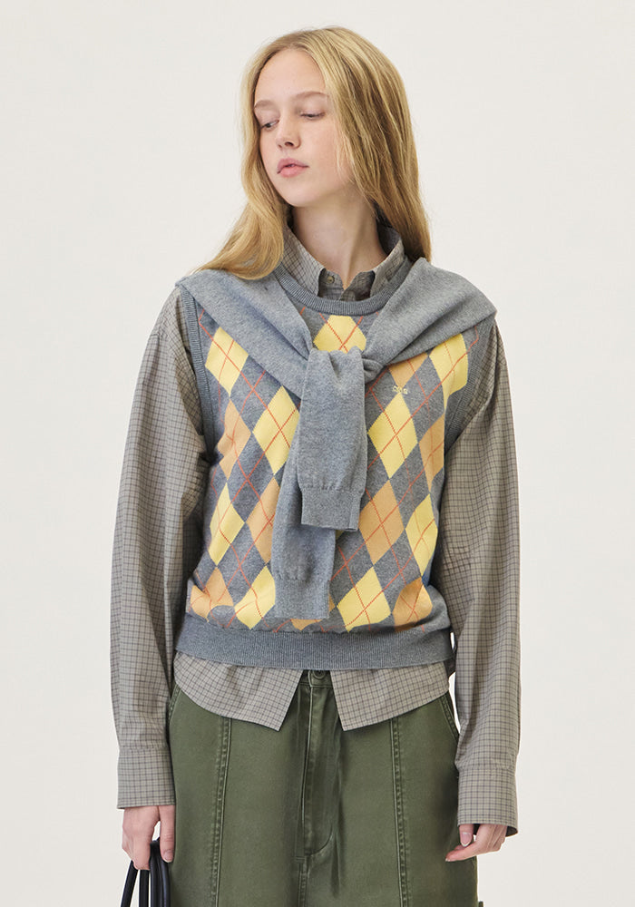 Grove Veni Argyle Vest
