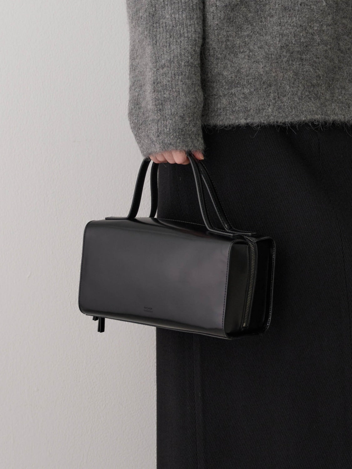 Facade Pattern Pound Bag black