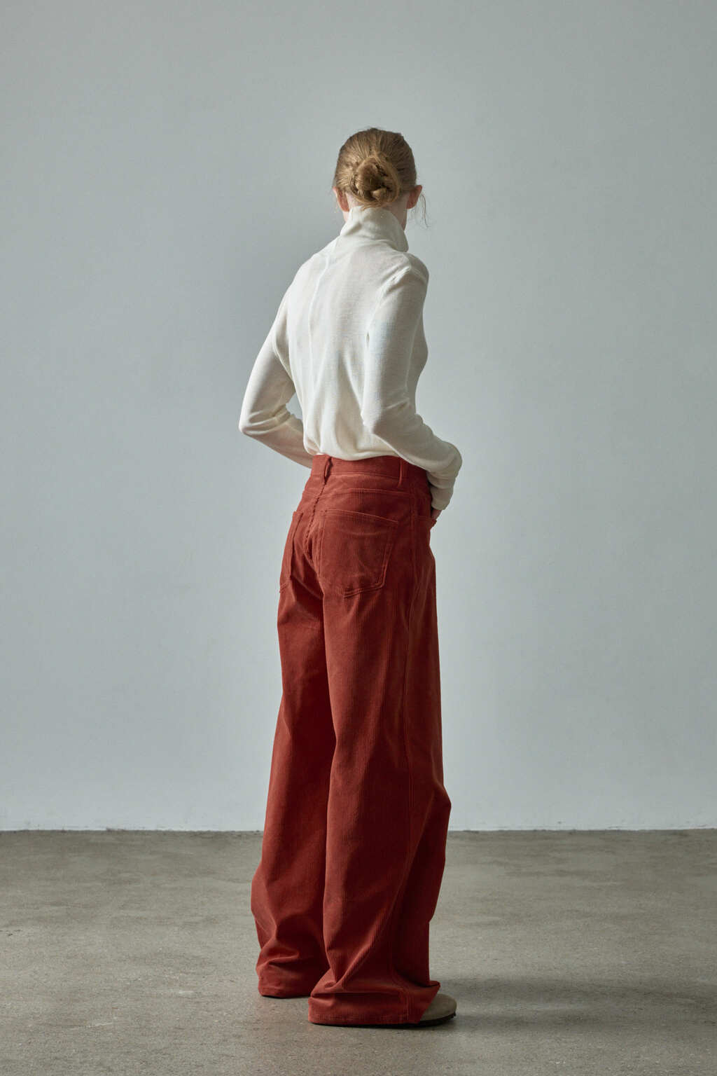 Facade Pattern Classic Corduroy Pants brick red