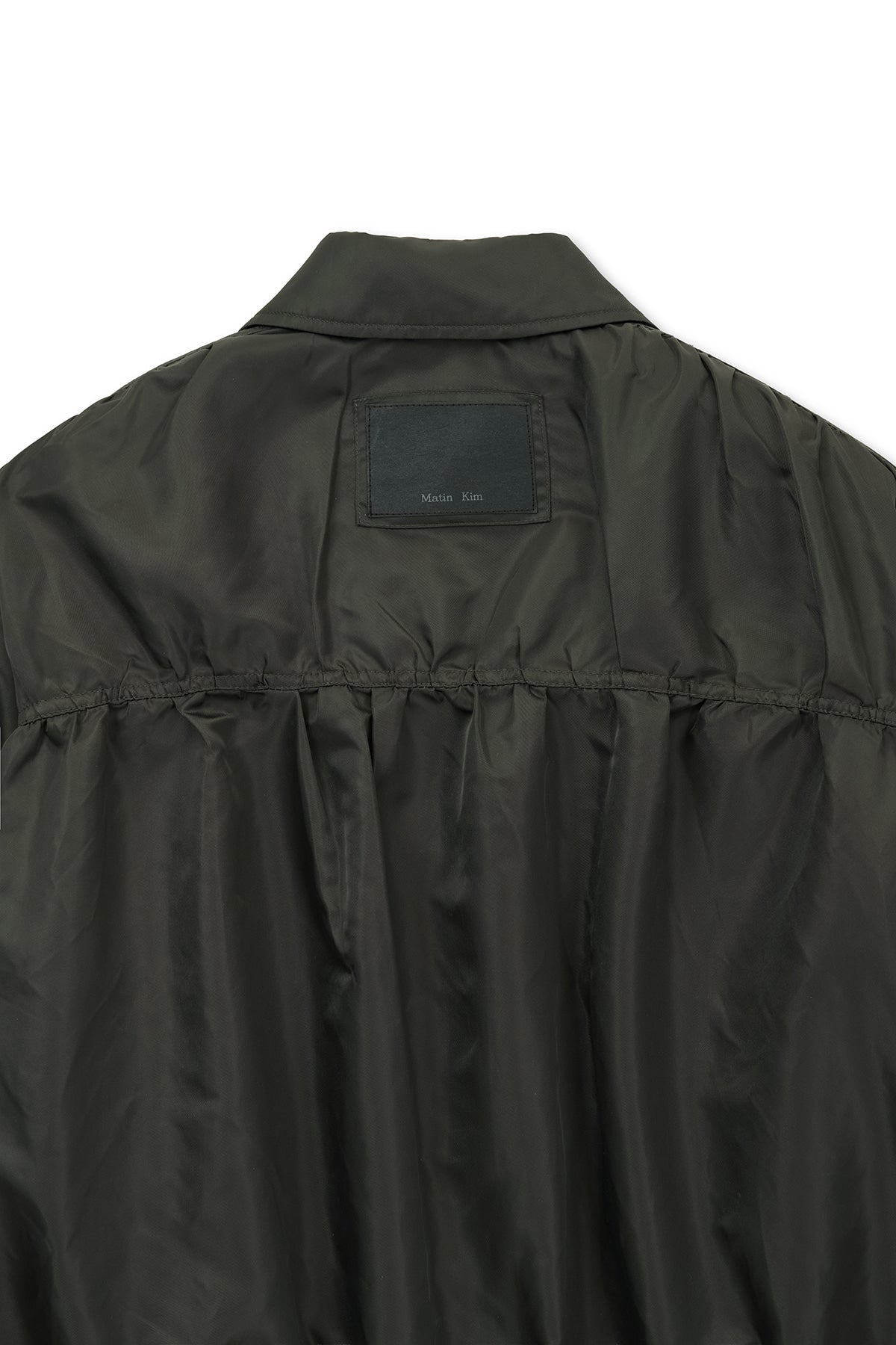 [matinkim] SMALL LOGO SHIRRING JUMPER IN KHAKI