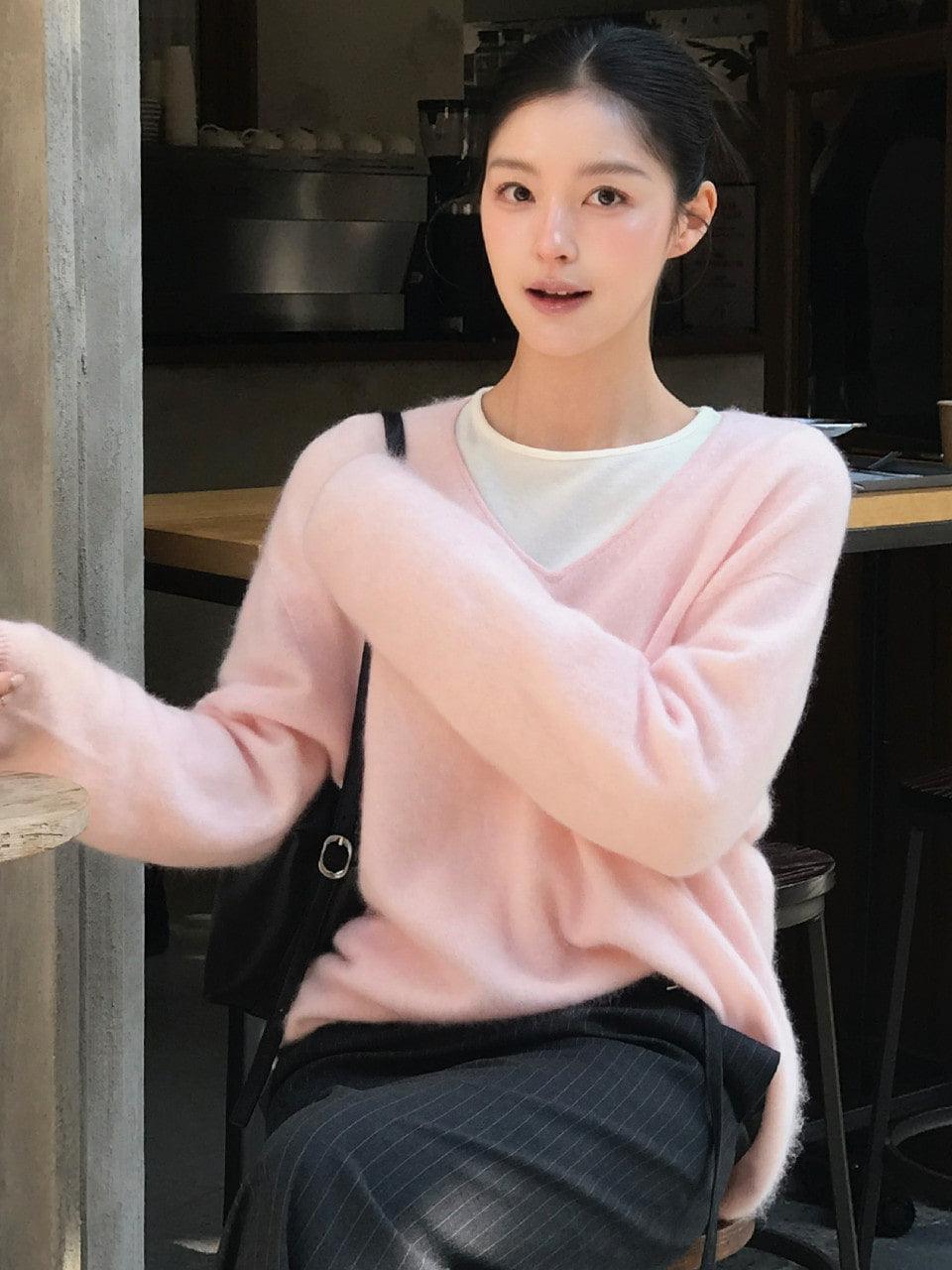 Tillidie Silk Cashmere Wool V-Neck Knit Pink
