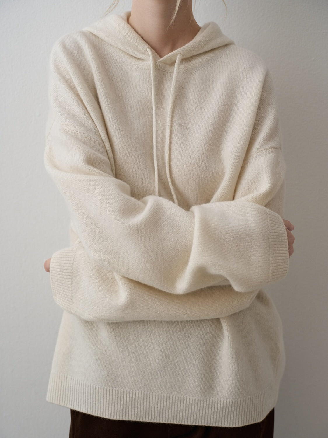 Facade Pattern Cashmere Hooded Pullover ivory