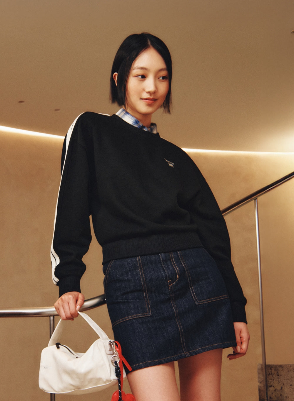 [satur] (W) Lawton Crop Sweatshirt - Black