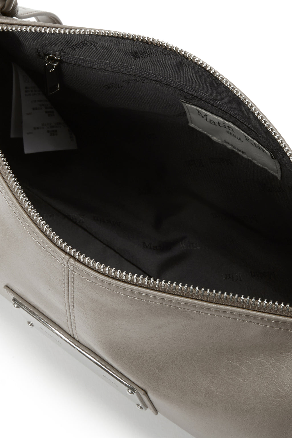 [matinkim] BUCKLE STRAP SHOULDER BAG IN BEIGE