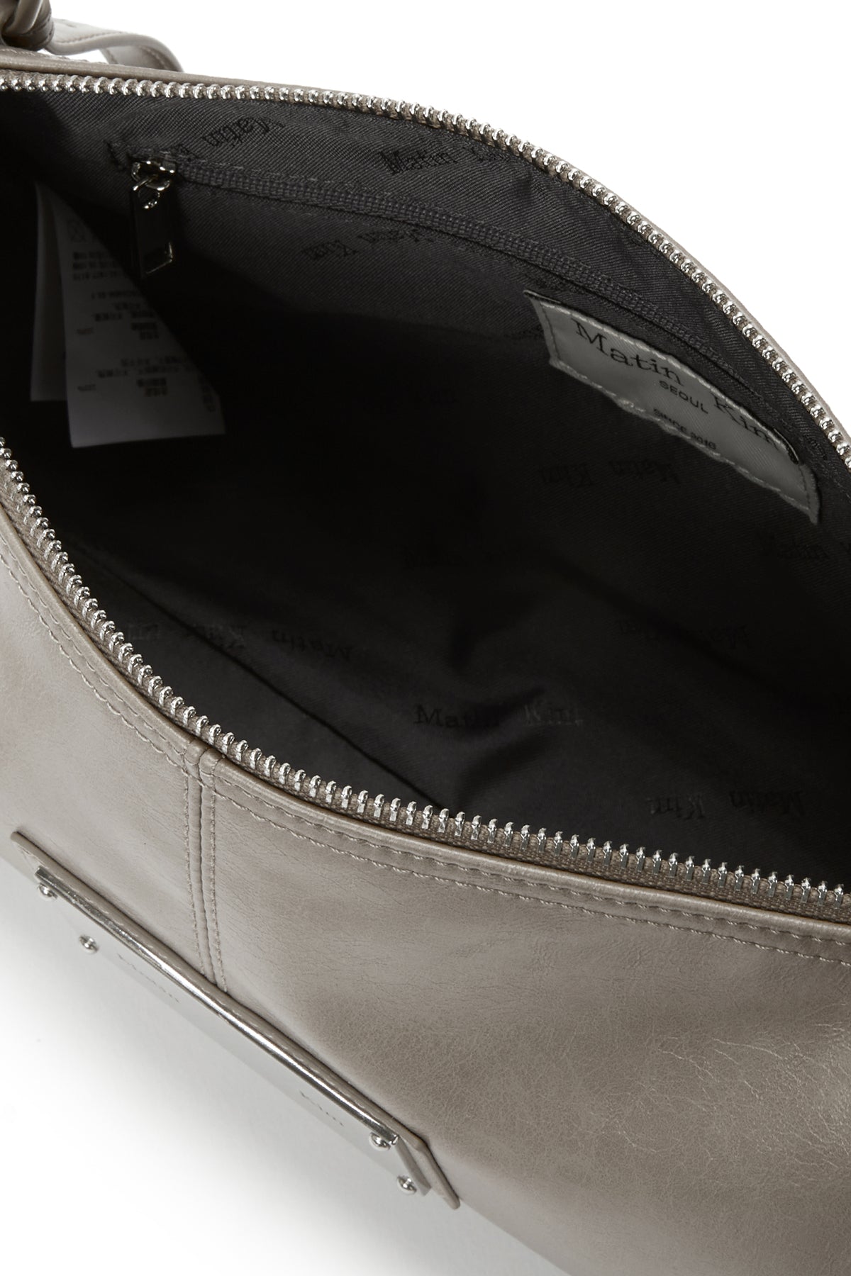 [matinkim] BUCKLE STRAP SHOULDER BAG IN BEIGE